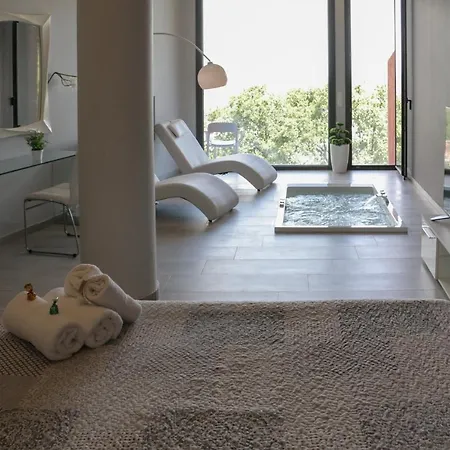 Ξενοδοχείο Petit Mirador 3*
