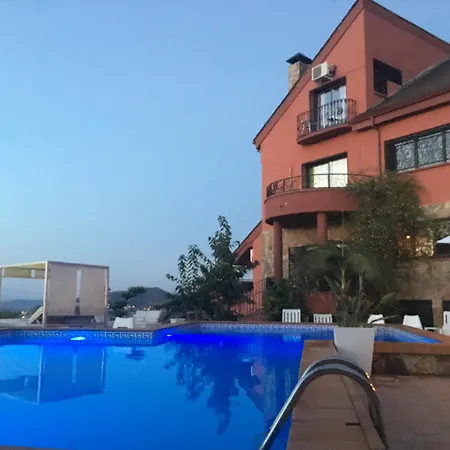 Petit Mirador 3*