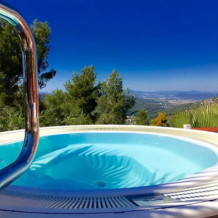 Petit Mirador 3*
