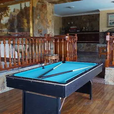 Ξενοδοχείο Petit Mirador 3*