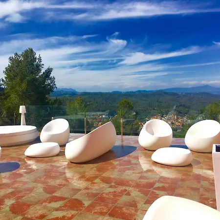 Petit Mirador Hotel 3*