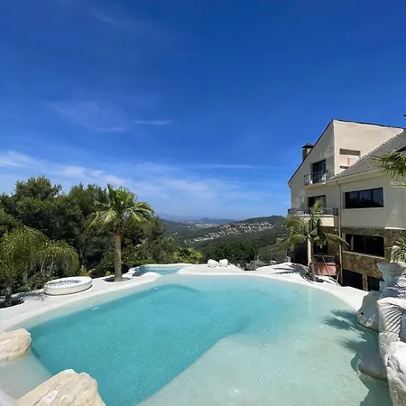 Petit Mirador Hotel