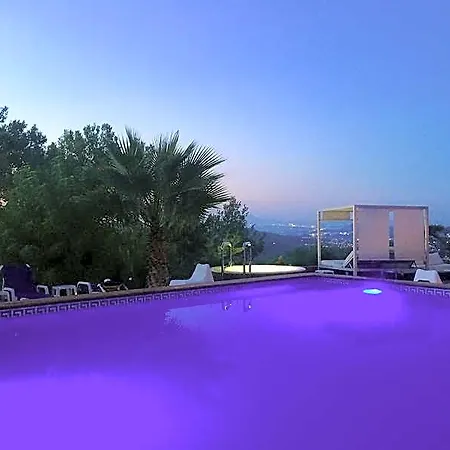 Hotel Petit Mirador 3*