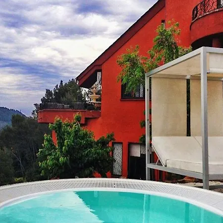 Petit Mirador Hotel